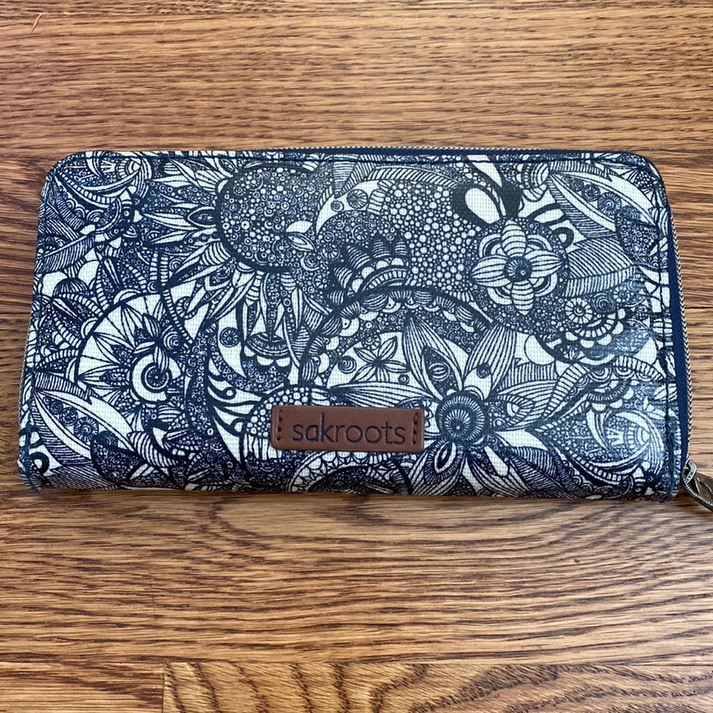 Sakroots wallet.